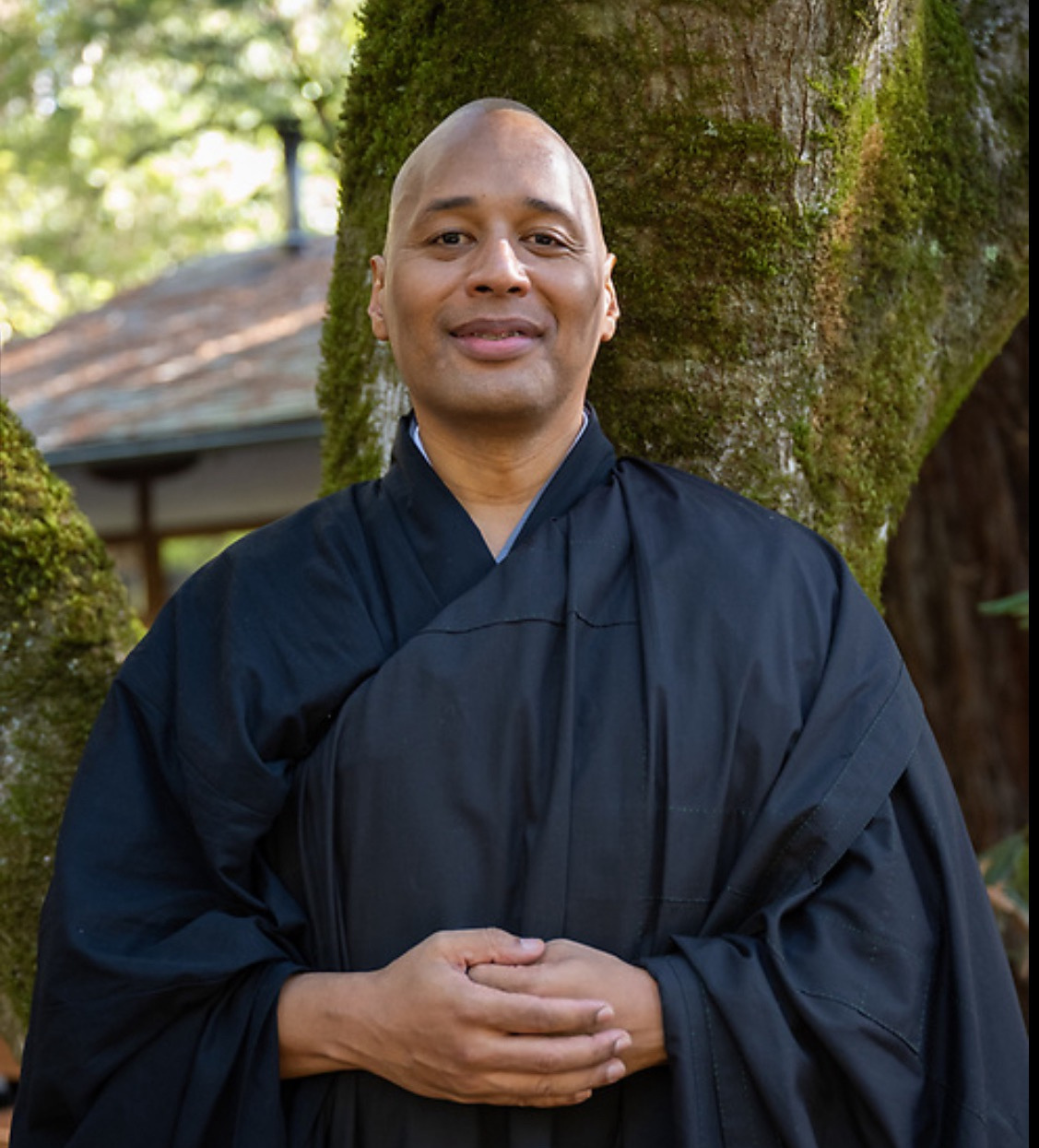 Photograph of Shinmu Tamori Gibson